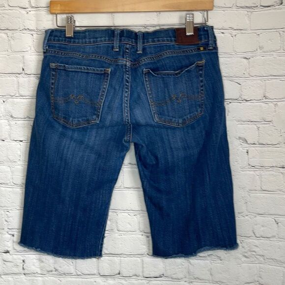 Lucky Brand Women’s Sweet n Low Bermuda Jean Shorts size 8 - Picture 3 of 6